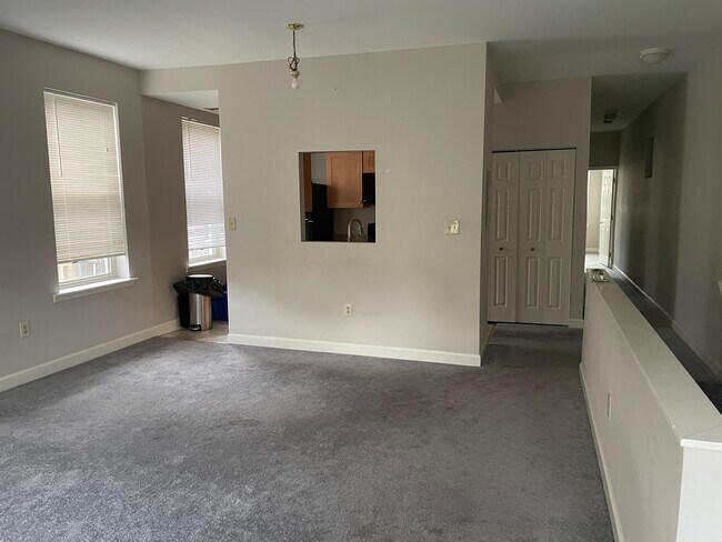 Living room - 2512 17th St NW