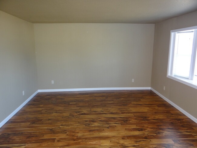 Photo - 10908 NW 3rd Ct House