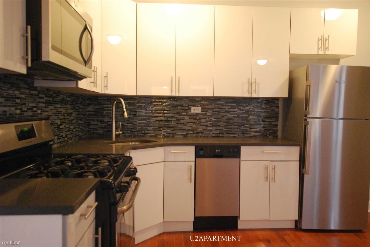 Primary Photo - 1562 Ocean Ave