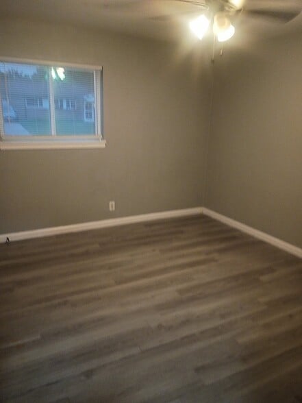 Building Photo - 5000 Wilmington Dr