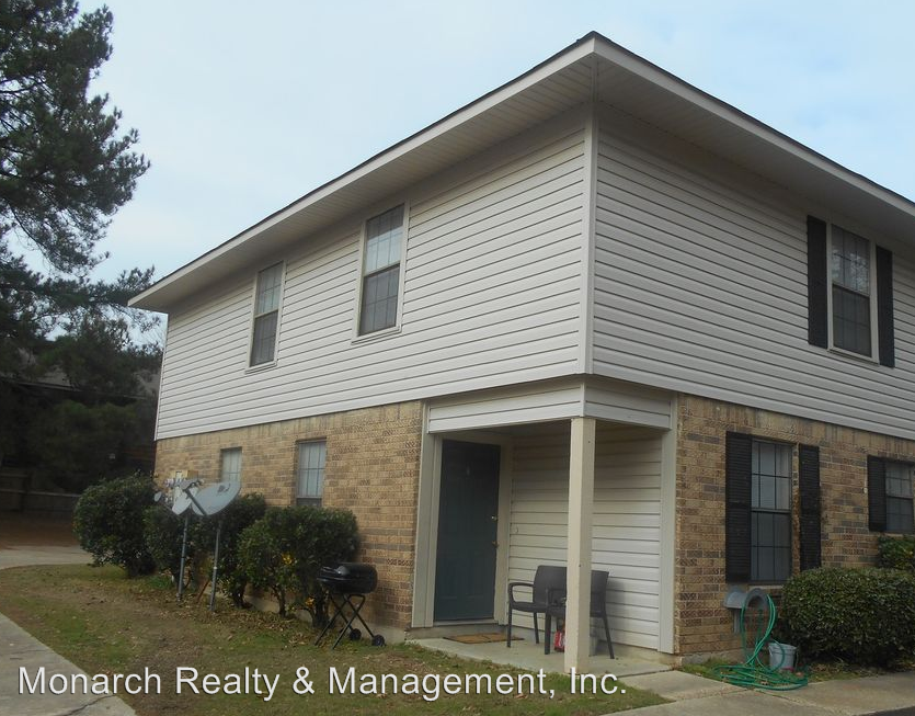 Primary Photo - 9404 Ferrara Dr