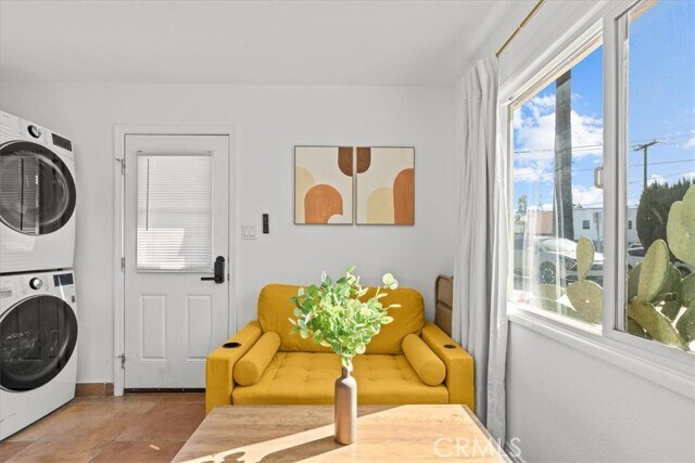 Foto del edificio - 1095 Bonita St