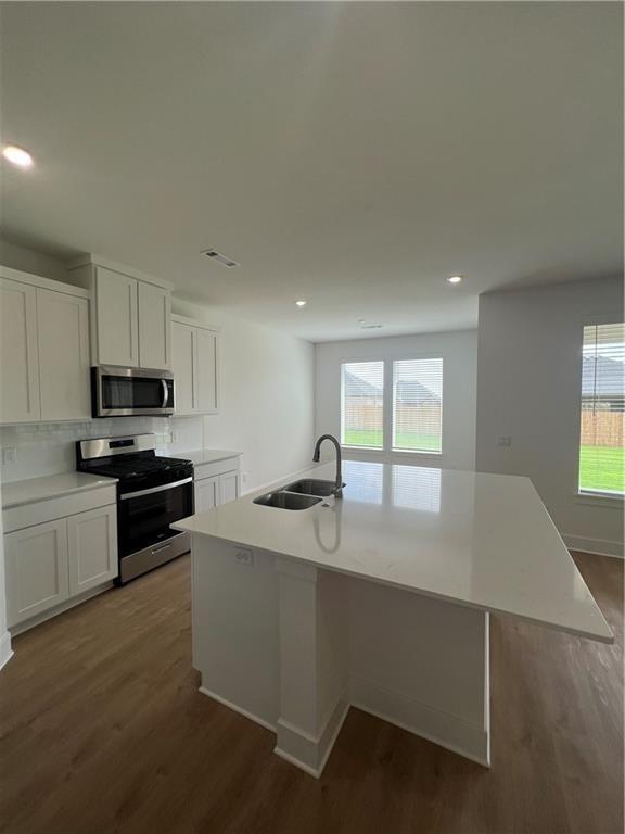 Foto del edificio - 1910 Hahn St