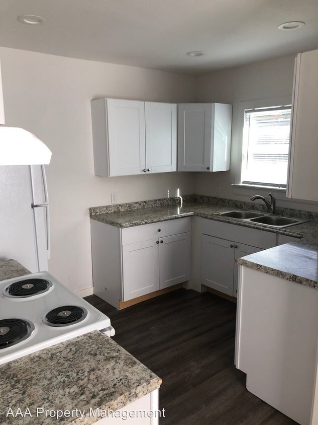 Foto principal - 3 br, 1 bath House - 2134 Stukel Ave.