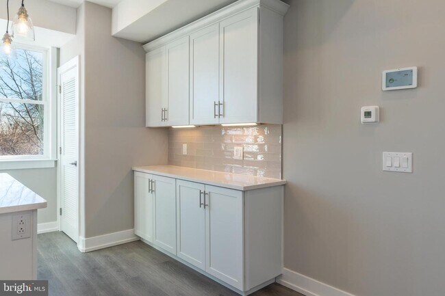 Foto del edificio - 2327 N 3rd St