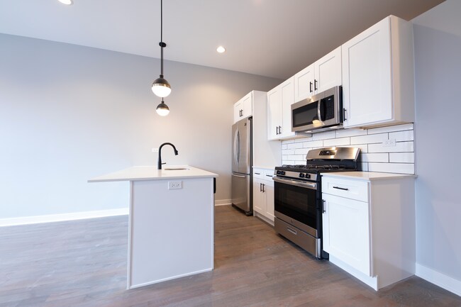 Foto del interior - 1637 W Chicago Ave