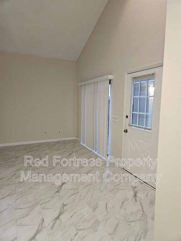 Foto del edificio - 8384 S Haven Ln