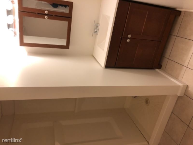 Foto principal - 1 br, 1 bath Apartment - 4 garden alley