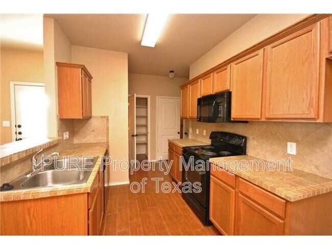 Foto del edificio - 1516 Muirfield Bend Dr