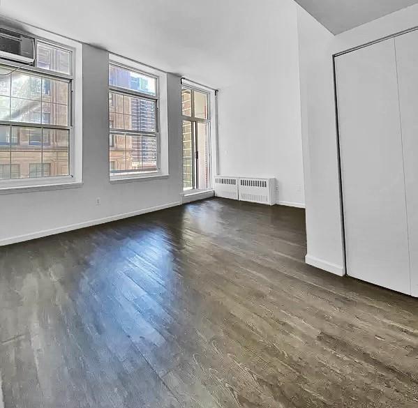 Primary Photo - 2 bedroom in NEW YORK NY 10038