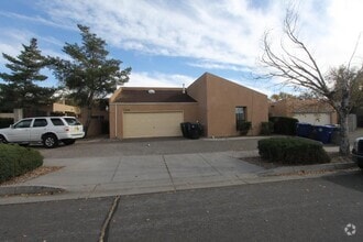 Building Photo - 5320 Heritage Way NE