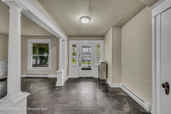 Foto del edificio - 519 Harrison Ave