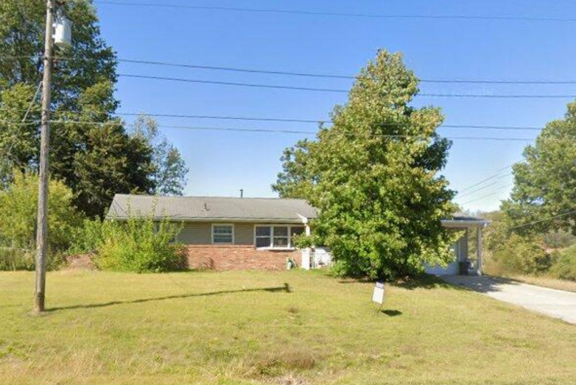 903 W Ashley Rd, Boonville, MO 65233 Apartments in Boonville, MO