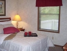 Bedroom - The Cottages at Treasure Court
