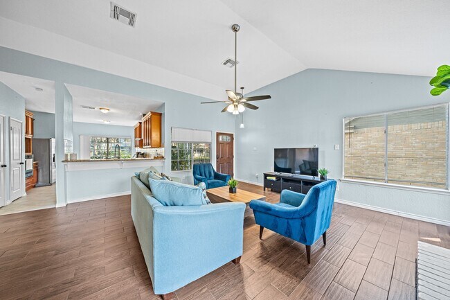 Foto del edificio - 12727 Ashford Knoll Dr