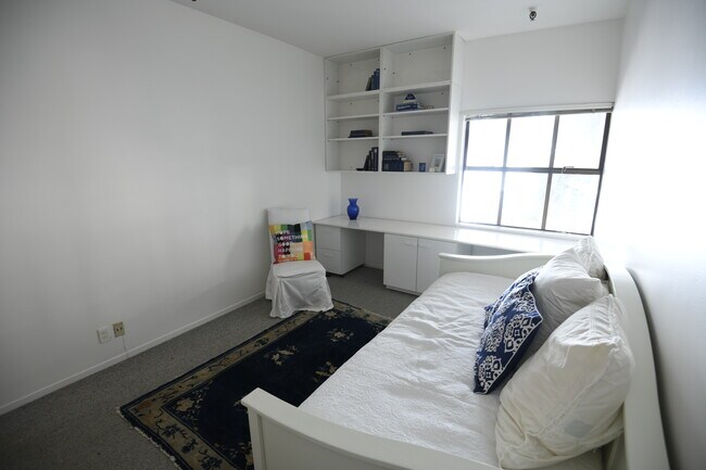 Foto del edificio - 23 Midway St