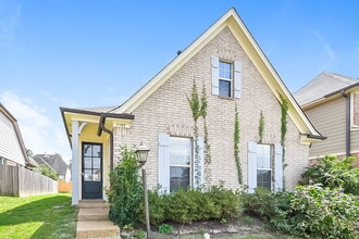 Building Photo - 7393 Brentridge Dr