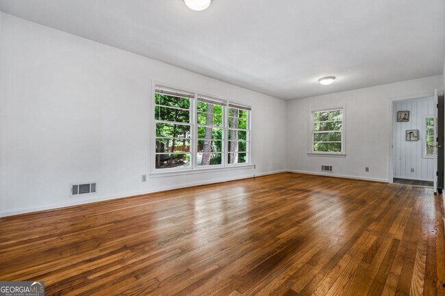 Building Photo - 58 Spruell Springs Rd
