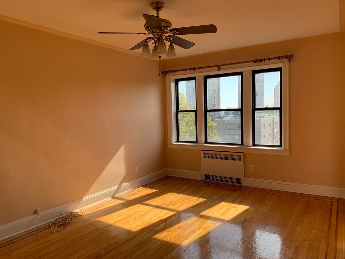 7427 Boulevard E Unit 45, North Bergen, NJ 07047 Condo for Rent in