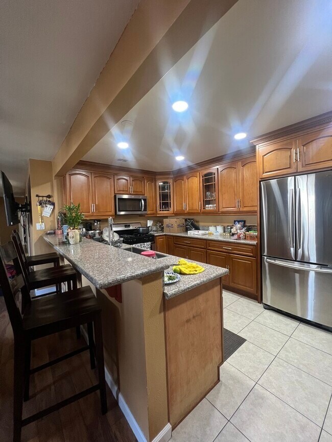 Foto del edificio - Beautiful 4 Bedroom Single Family Home