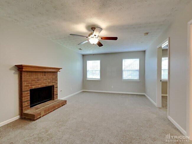 Building Photo - 724 Hezekiah Way