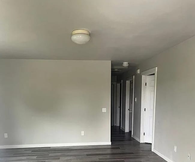 Foto del edificio - 702 E Street