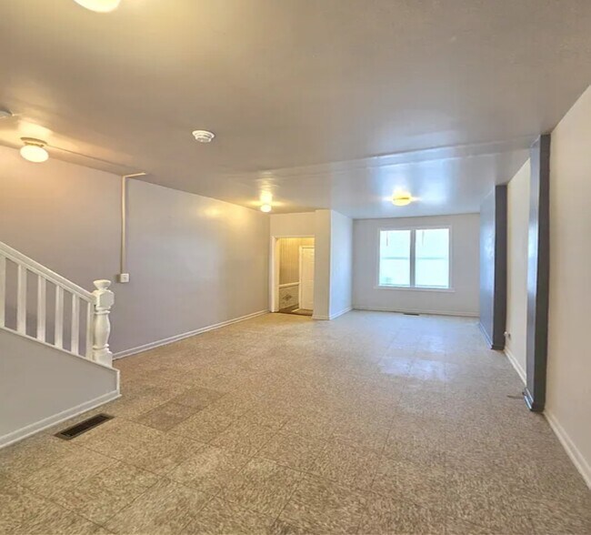 Foto del edificio - 1310 N Montford Ave