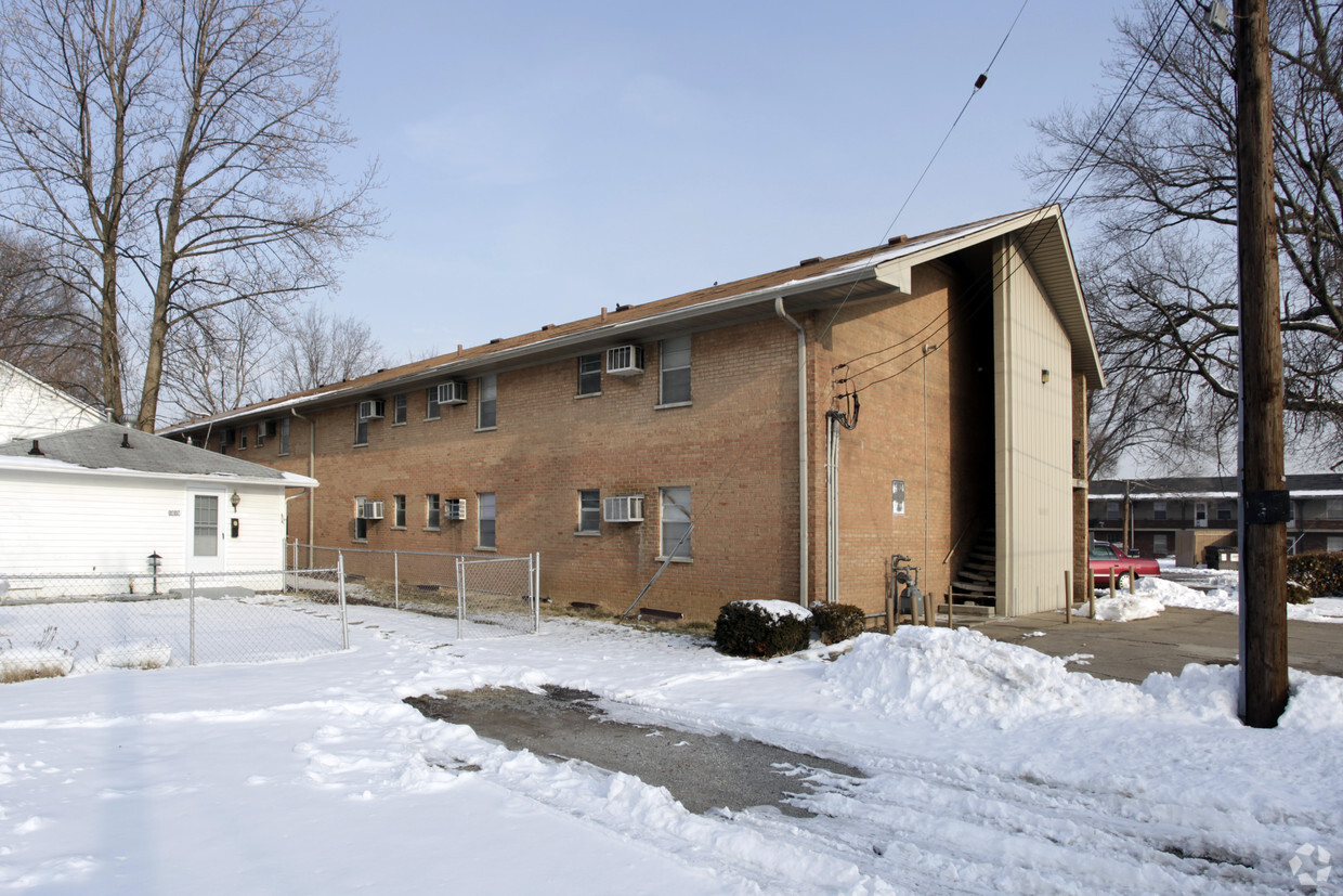 Building Photo - 4226 Hillview Ave