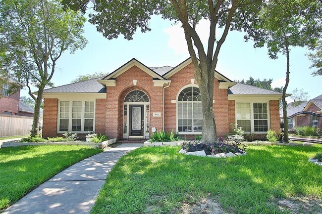 Foto del edificio - 5522 Island Breeze Dr