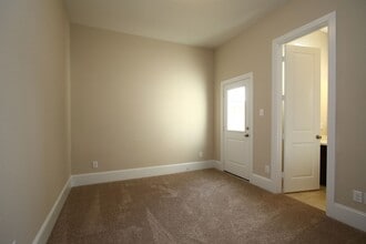 Building Photo - 27018 Cheyenne Crest Ln