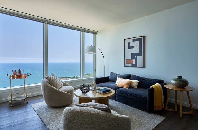 Building Photo - 1000 S Michigan Ave