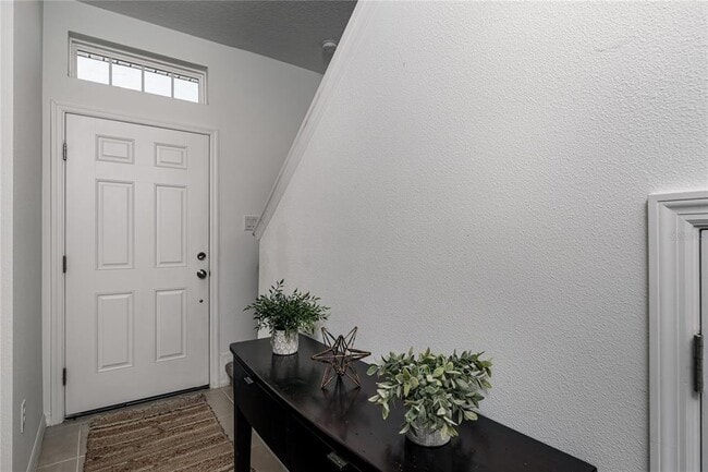 Foto del edificio - 6217 Fairmont Ln