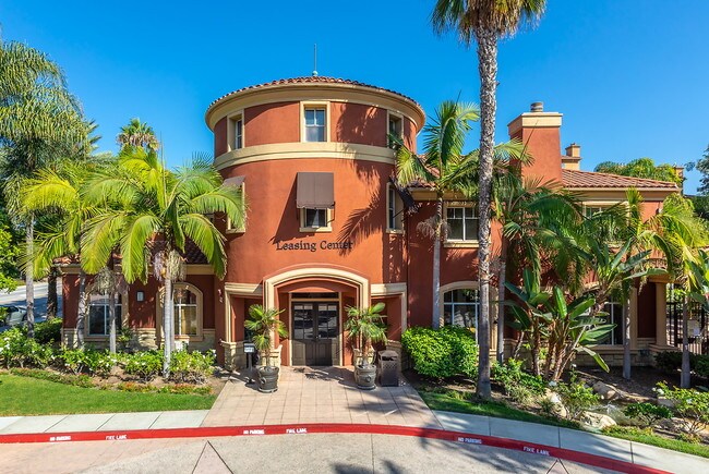 Foto del edificio - 5750 W Centinela Ave