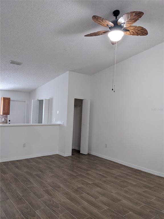 Building Photo - 619 Yak Ct