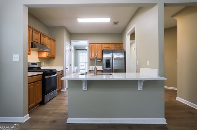 Building Photo - 2216 Worrall Hill Dr