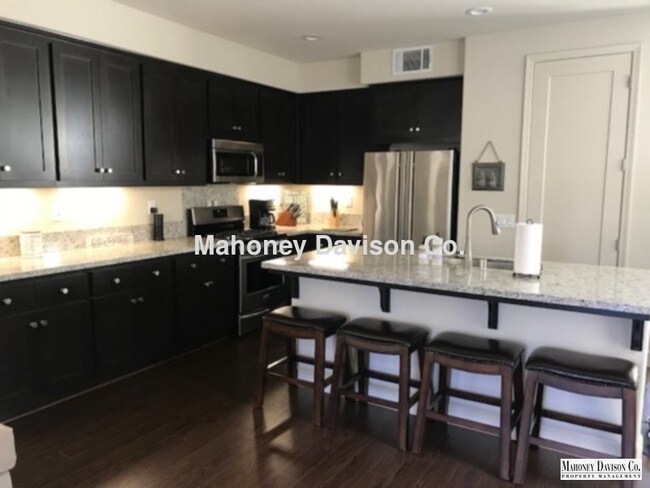 Foto del edificio - 1413 Yarberry Lane