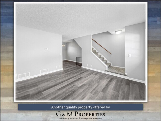 Foto del edificio - Rarely Available 1-Bedroom Townhouse in Henrietta: Updated & Amenity-Filled!