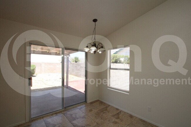 Foto del edificio - 3738 W Melinda Ln