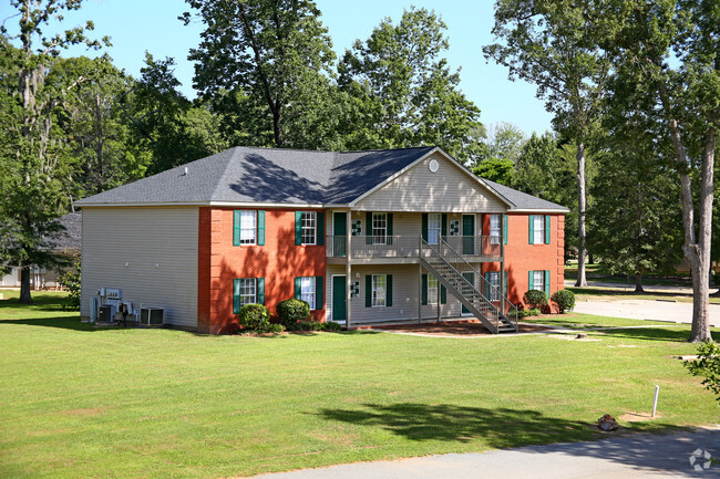 Foto del edificio - College Park Apartments