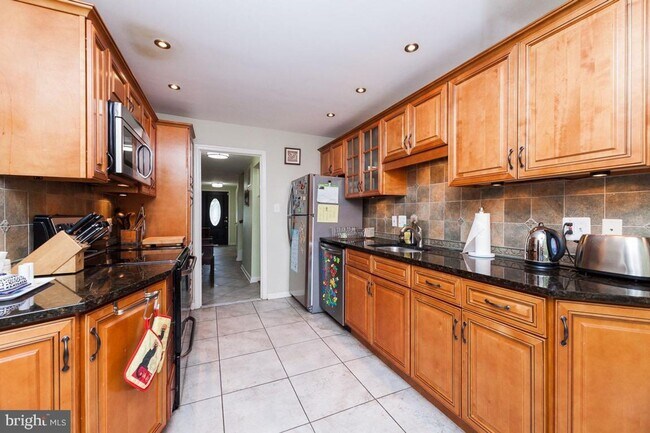 Foto del edificio - Come see what McLean has to offer you with...