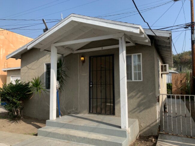 Foto del edificio - 6500 Templeton St