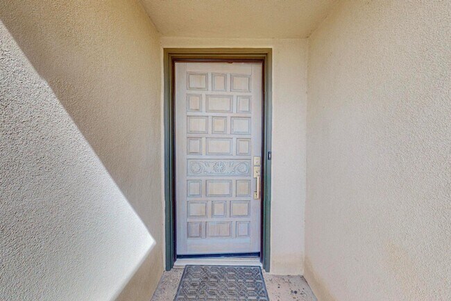 Foto del edificio - 876 Tramway Ln Ct NE