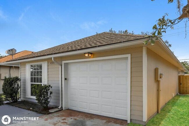 Foto del edificio - 4301 Jillian Dr, Jacksonville, FL 32210