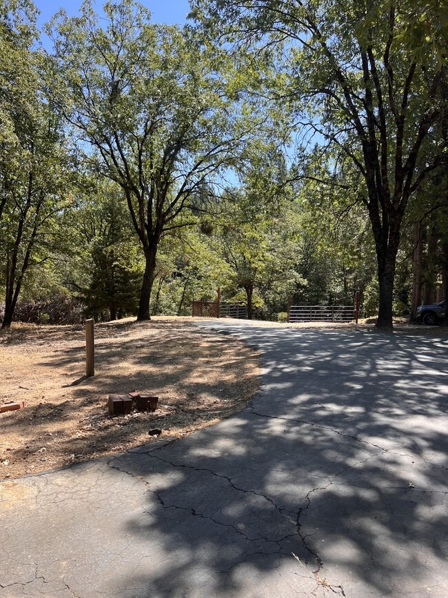 Building Photo - 17093 Cobblestone Ln