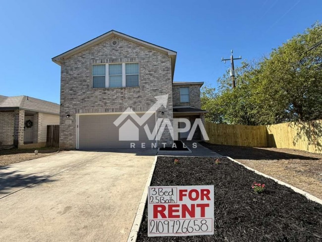 Photo - 2731 Candle Ridge Dr House