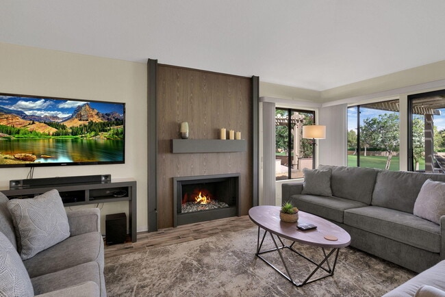 Building Photo - 41220 Woodhaven Dr E