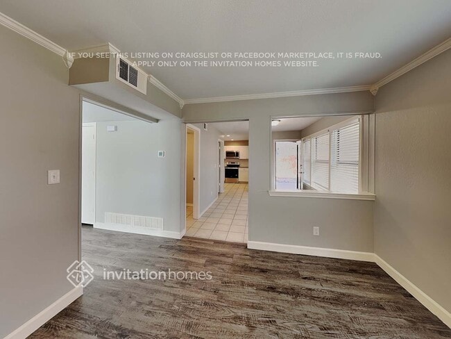 Building Photo - 2204 Amhearst Ct