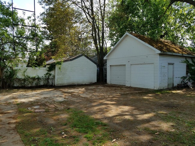 Building Photo - 41 Christabel St., Lynbrook, NY 11563