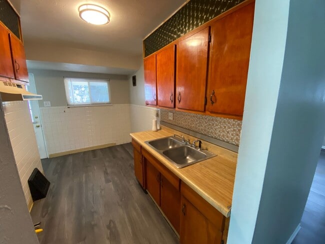 Foto del edificio - Recently Renovated 3 Bedroom Home Coming A...