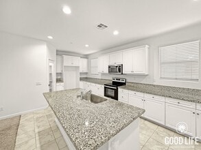 Building Photo - 10890 Portsmouth St